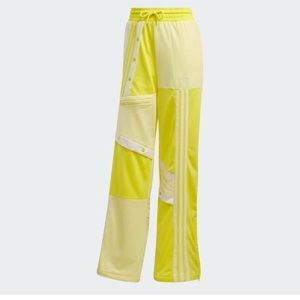 NEW WITHOUT TAGS YELLOW ADIDAS ORIGINALS PATCH PATCHWORK TRACK PANTS SZ S